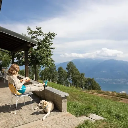 シャレー Oasi Di Pace Vista Lago-cardada-locarno *